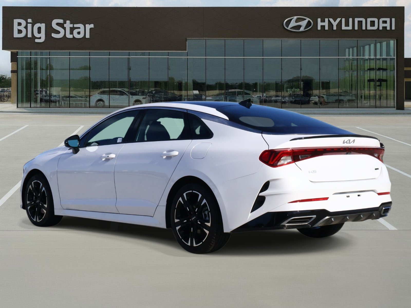 Used 2024 Kia K5 GT-Line image 3