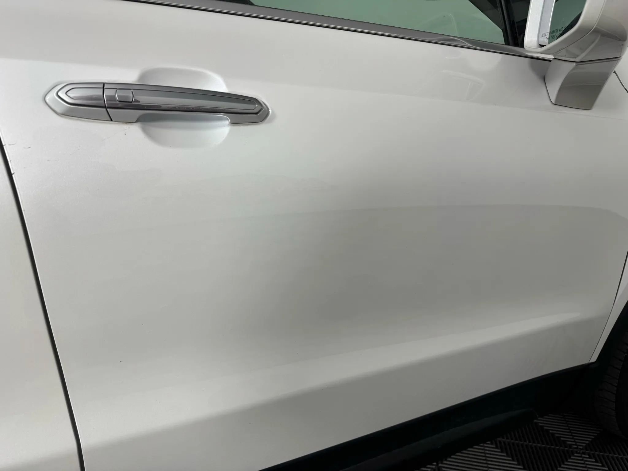 Used 2019 Cadillac XT4 Luxury w/ Cold Weather Package image 29