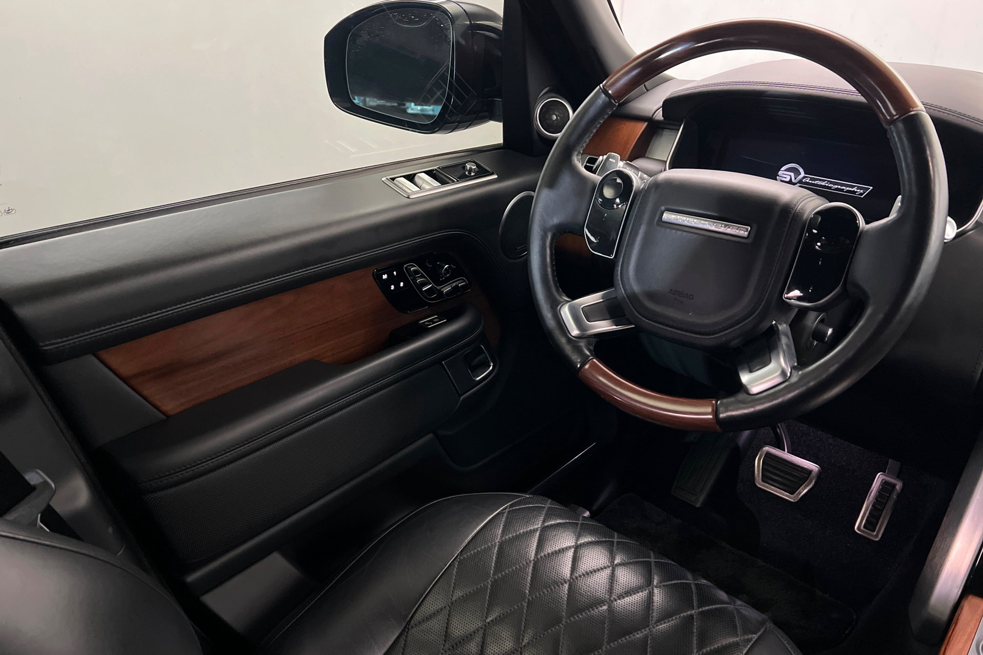 Used 2019 Land Rover Range Rover LWB SV Autobiography AWD/4WD image 11