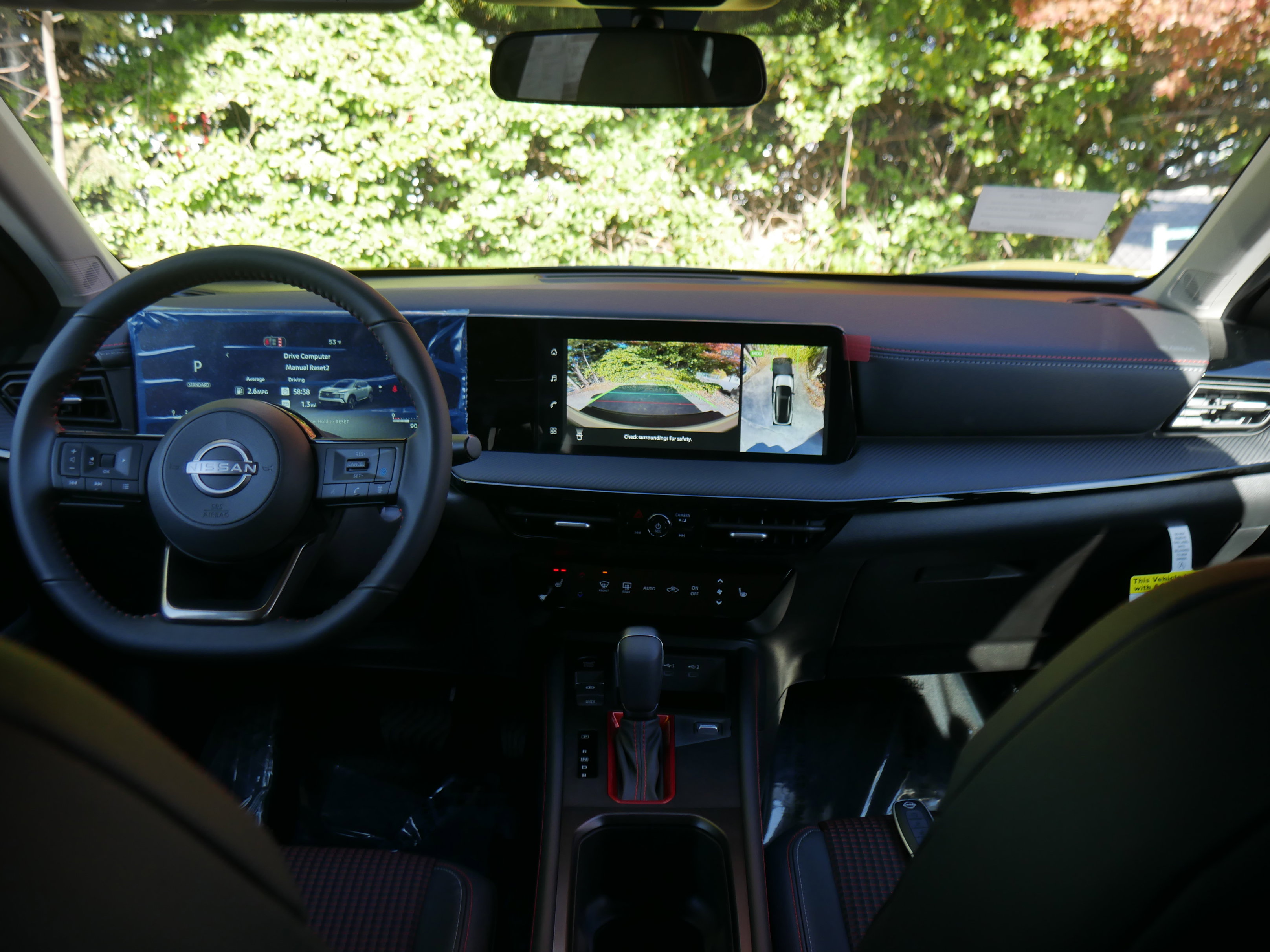 New 2026 Nissan Kicks SR w/ Cold Weather Package image 8