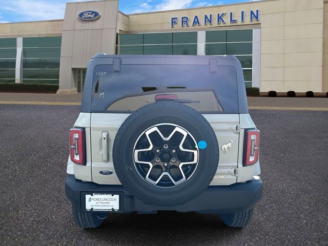 New 2025 Ford Bronco Outer Banks image 6