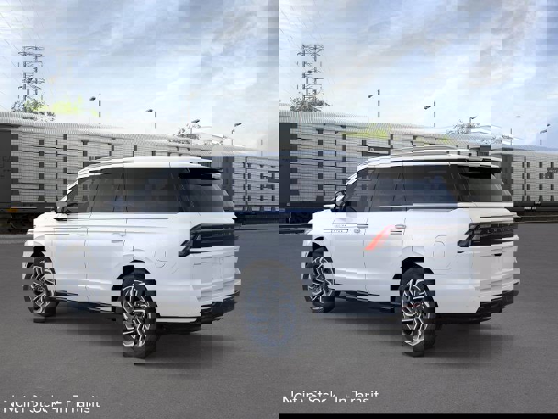 New 2026 Lincoln Navigator Reserve image 27