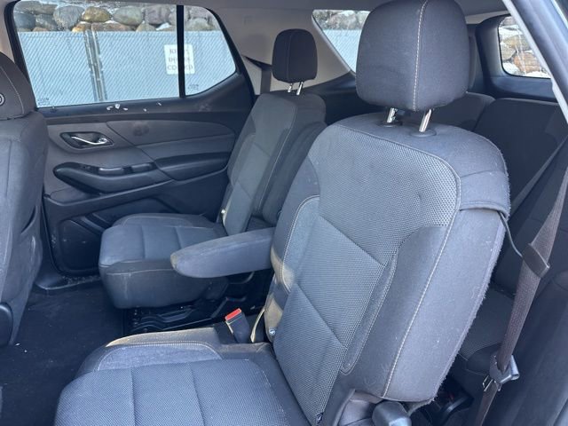 Used 2020 Chevrolet Traverse LT w/ Driver Confidence II Package image 9
