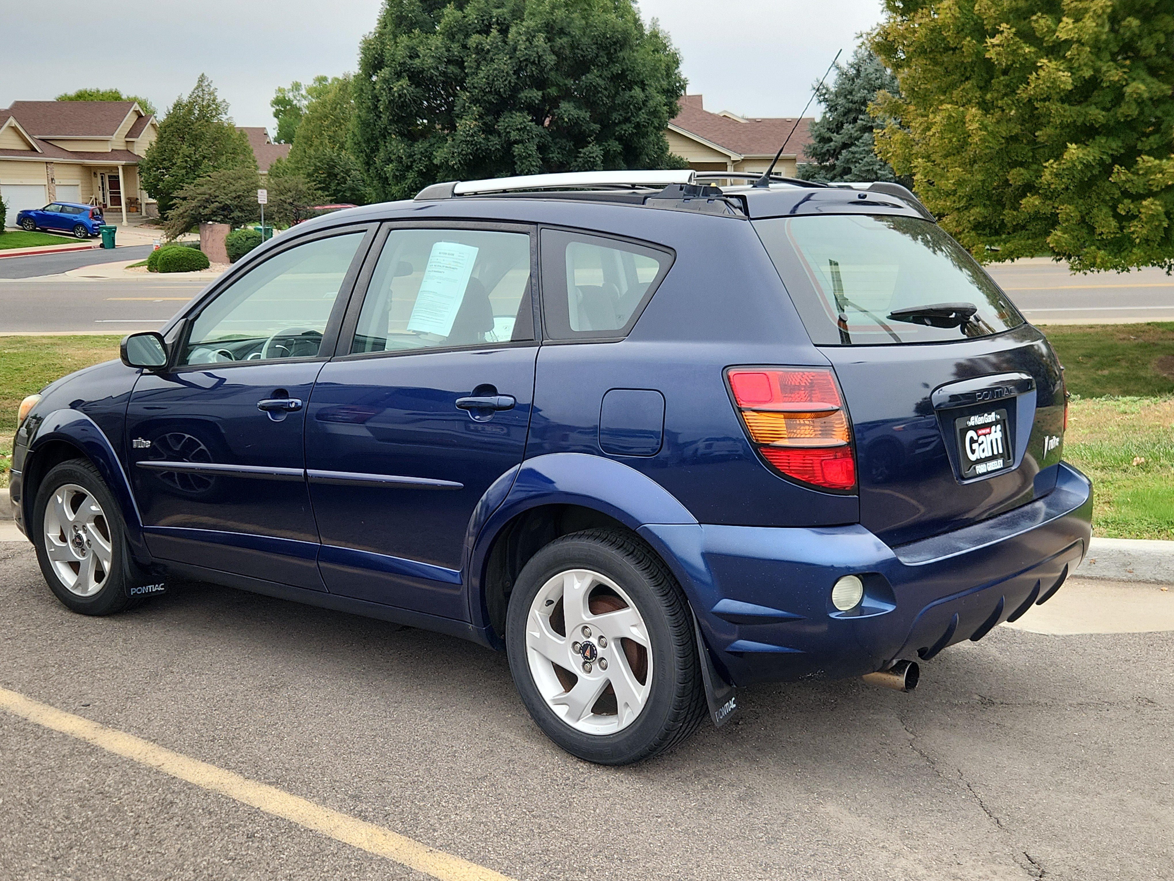Used 2004 Pontiac Vibe w/ Power Group Value Package FWD image 7