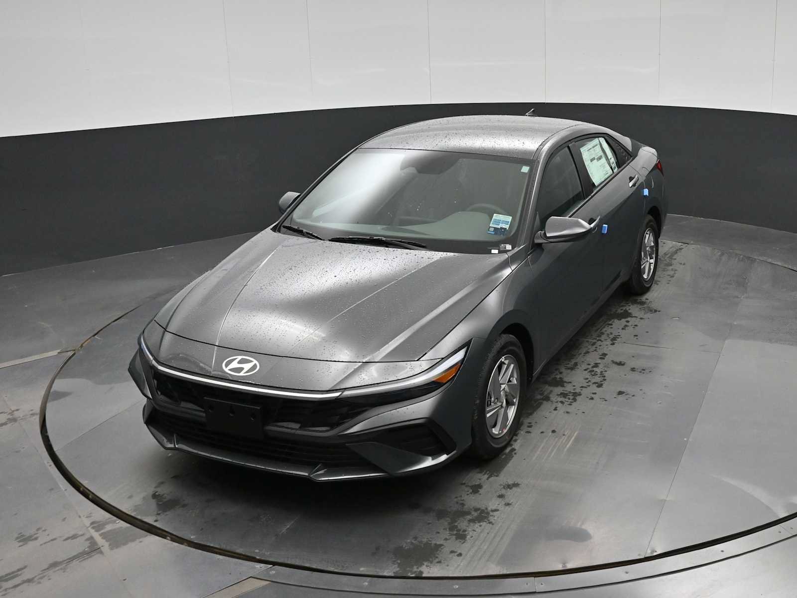 New 2026 Hyundai Elantra SE FWD image 24
