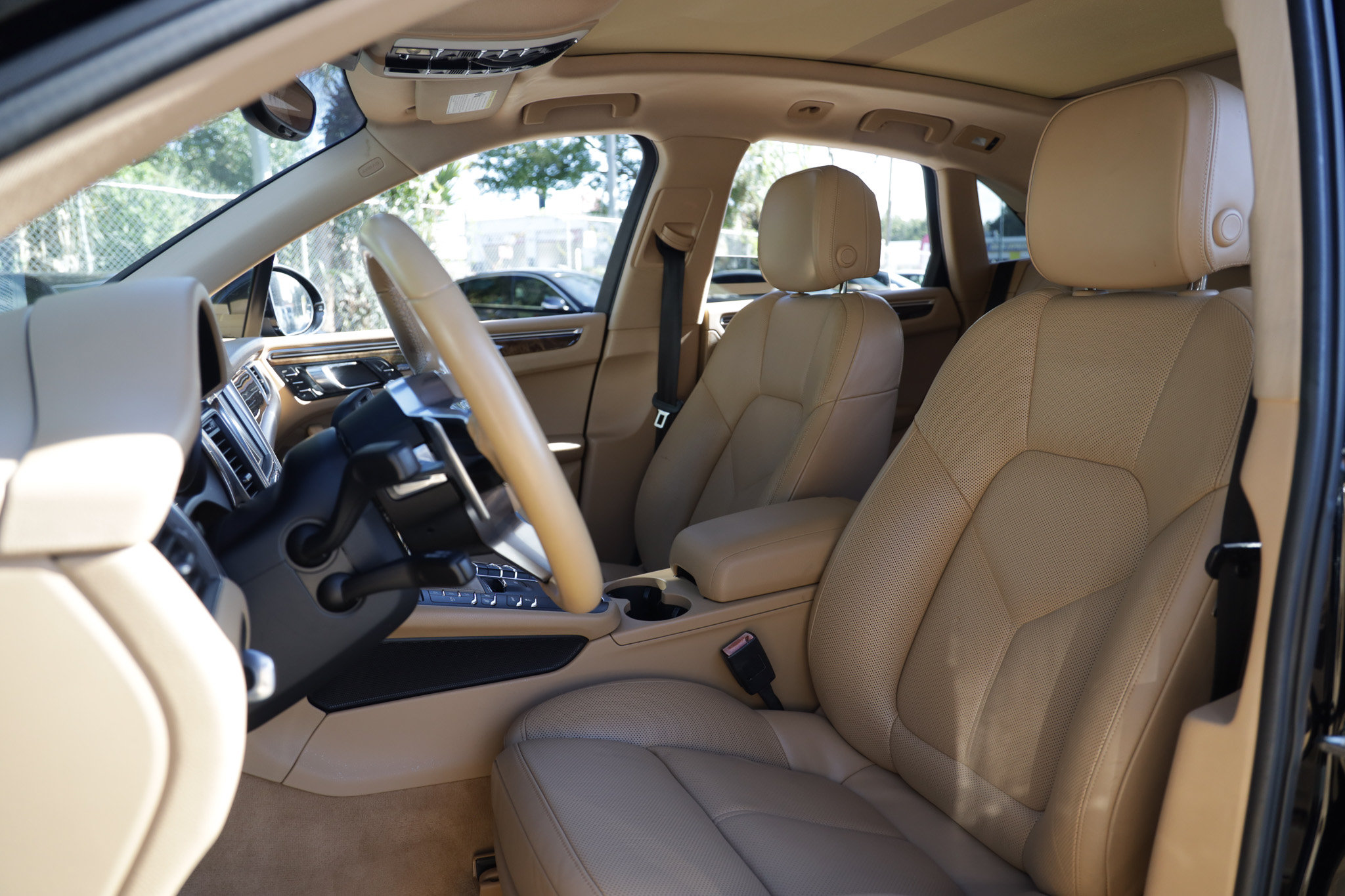 Used 2016 Porsche Macan S AWD/4WD image 11