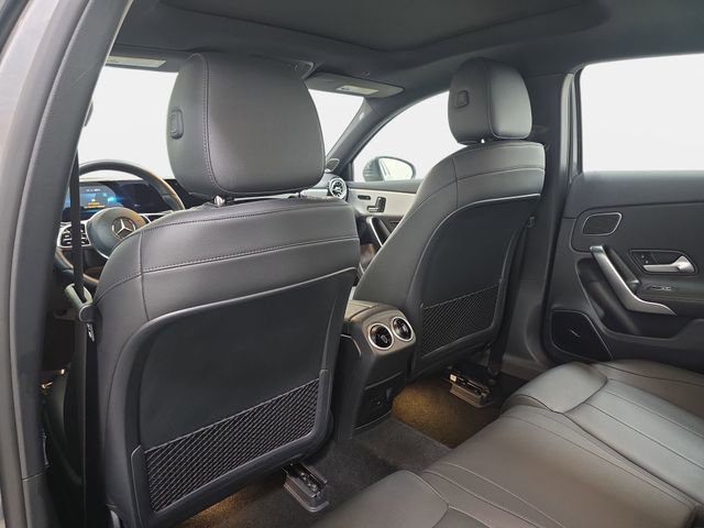 Used 2021 Mercedes-Benz A 220 4MATIC image 12