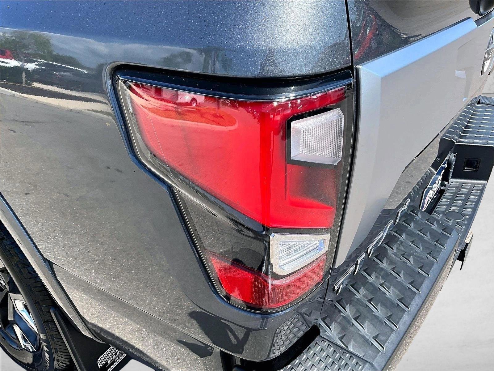 Used 2023 Nissan Titan Platinum Reserve w/ Moonroof Package RWD image 29