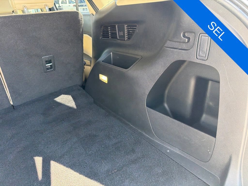 Used 2017 Ford Edge SEL w/ Equipment Group 201A AWD/4WD image 29