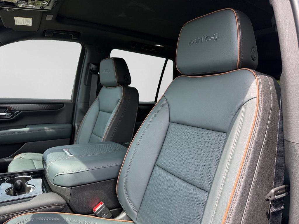 New 2026 GMC Yukon AT4 w/ AT4 Premium Package AWD/4WD image 22