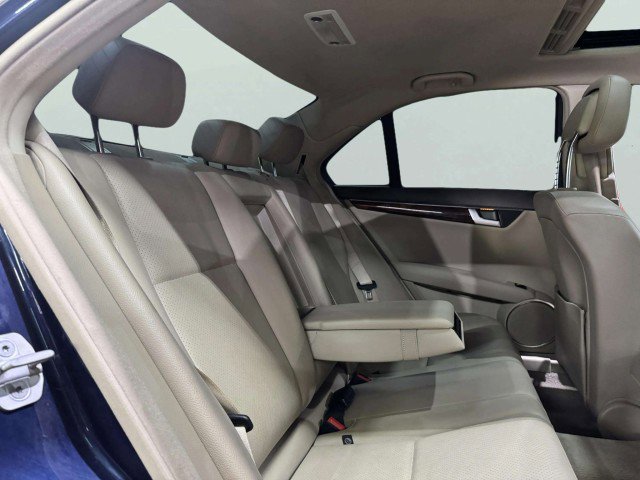 Used 2014 Mercedes-Benz C 300 Sport image 36