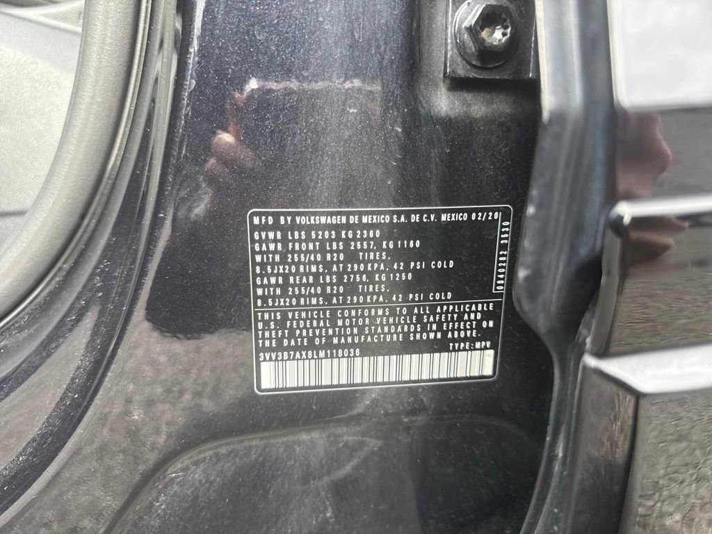 Used 2020 Volkswagen Tiguan SE R-Line image 24