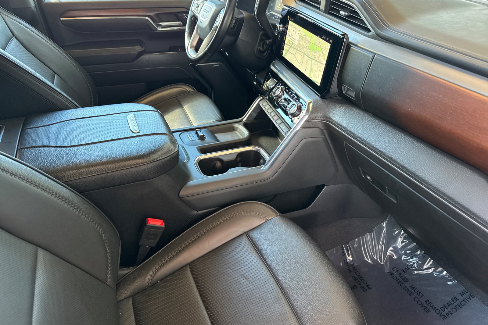 Used 2024 GMC Sierra 3500 Denali w/ Denali Reserve Package AWD/4WD image 18