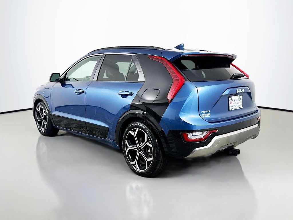 Used 2023 Kia Niro SX Touring FWD image 6