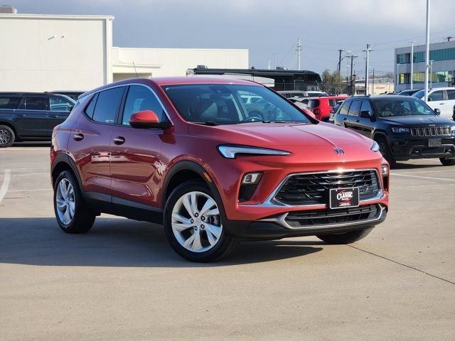 Used 2024 Buick Encore GX Preferred image 2