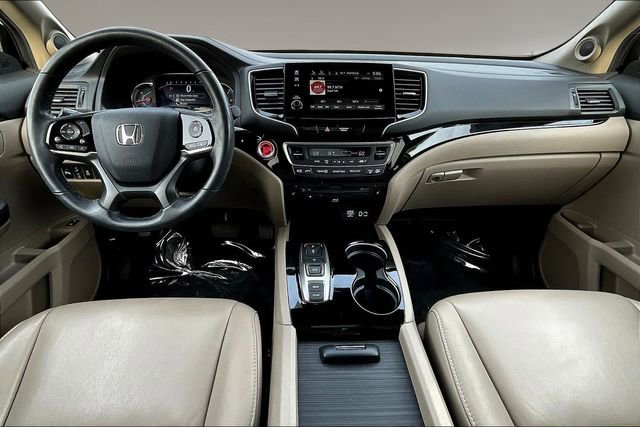 Used 2020 Honda Pilot Touring image 7