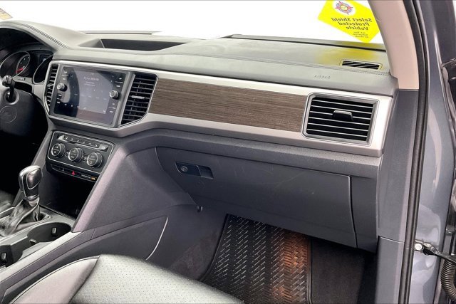 Used 2019 Volkswagen Atlas SE w/ Towing Package image 15