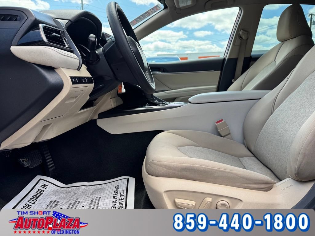 Used 2023 Toyota Camry LE FWD image 30