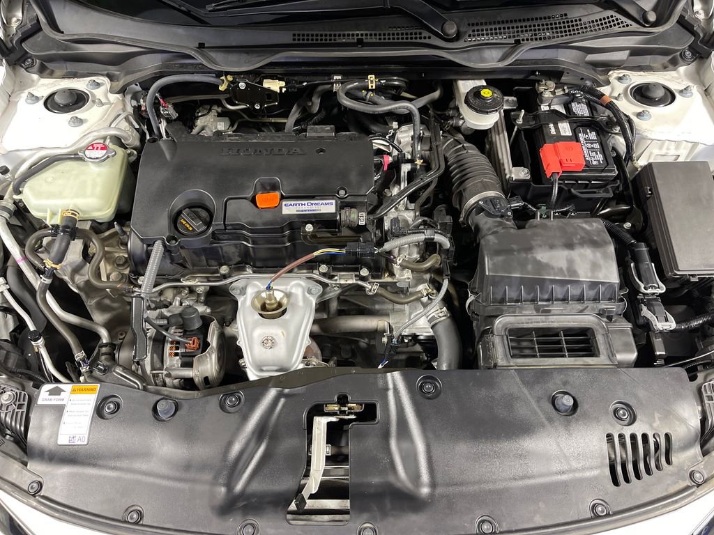 Used 2018 Honda Civic EX image 9