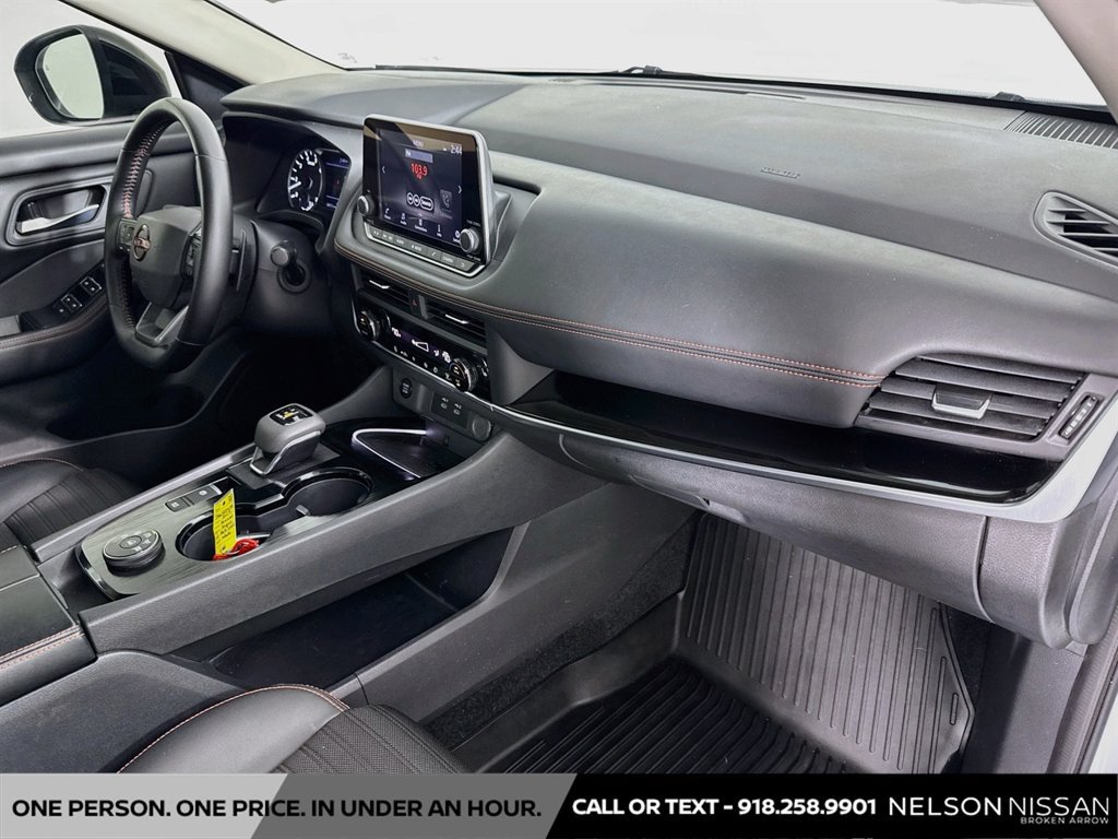Certified 2025 Nissan Rogue SV w/ Rock Creek Premium Package AWD/4WD image 28