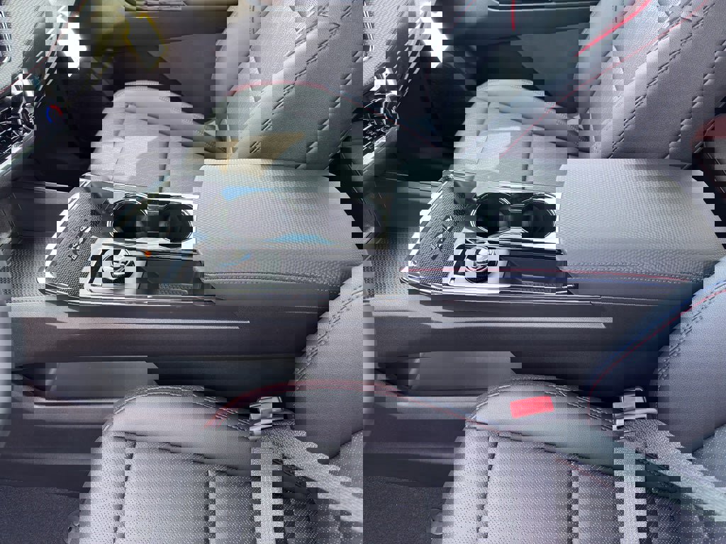 New 2026 Chevrolet Equinox RS image 13