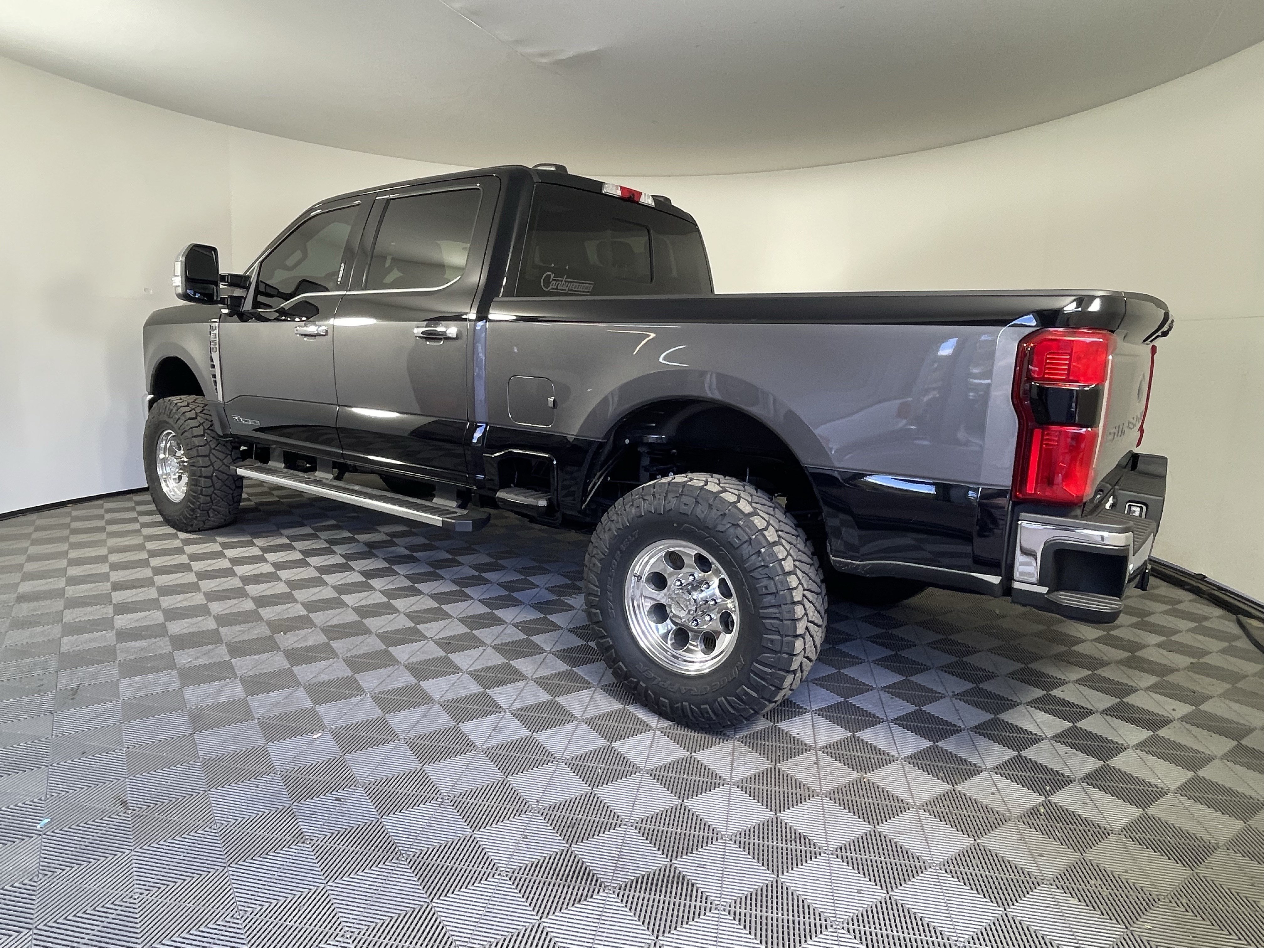 New 2026 Ford F350 Lariat w/ Lariat Premium Package AWD/4WD image 3