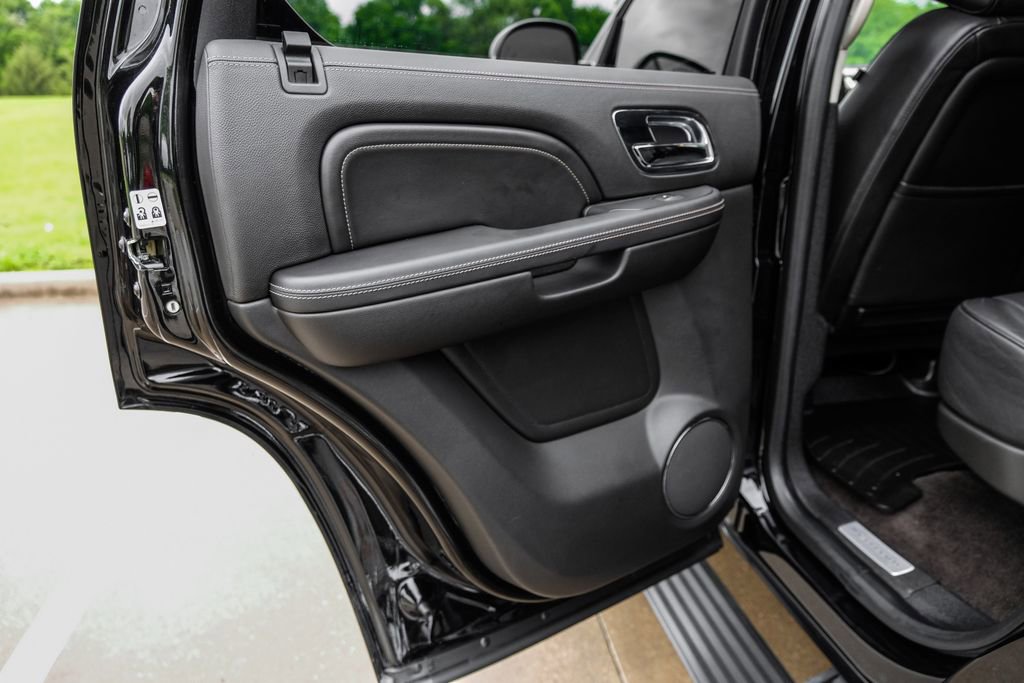 Used 2013 Cadillac Escalade Platinum AWD/4WD image 65