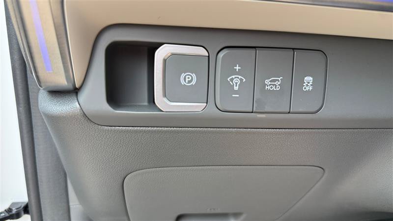 Used 2026 Hyundai Santa Fe Limited FWD image 39