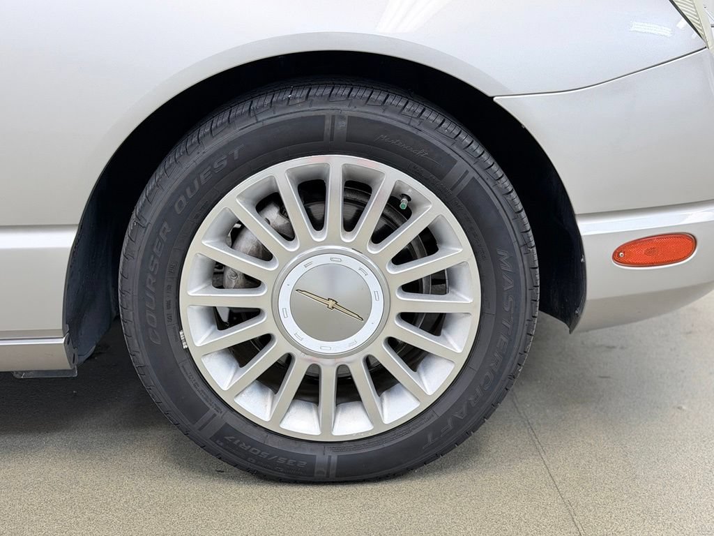 Used 2004 Ford Thunderbird RWD image 7