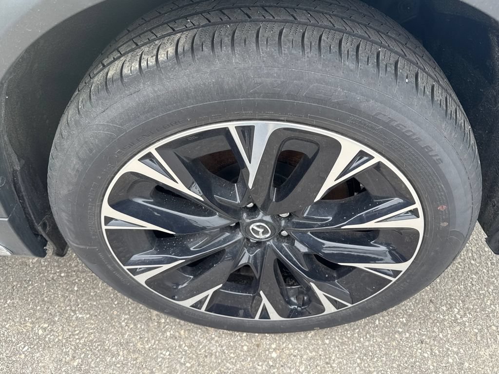 Certified 2025 MAZDA CX-90 Plug-In Hybrid w/ Premium Plus AWD/4WD image 9