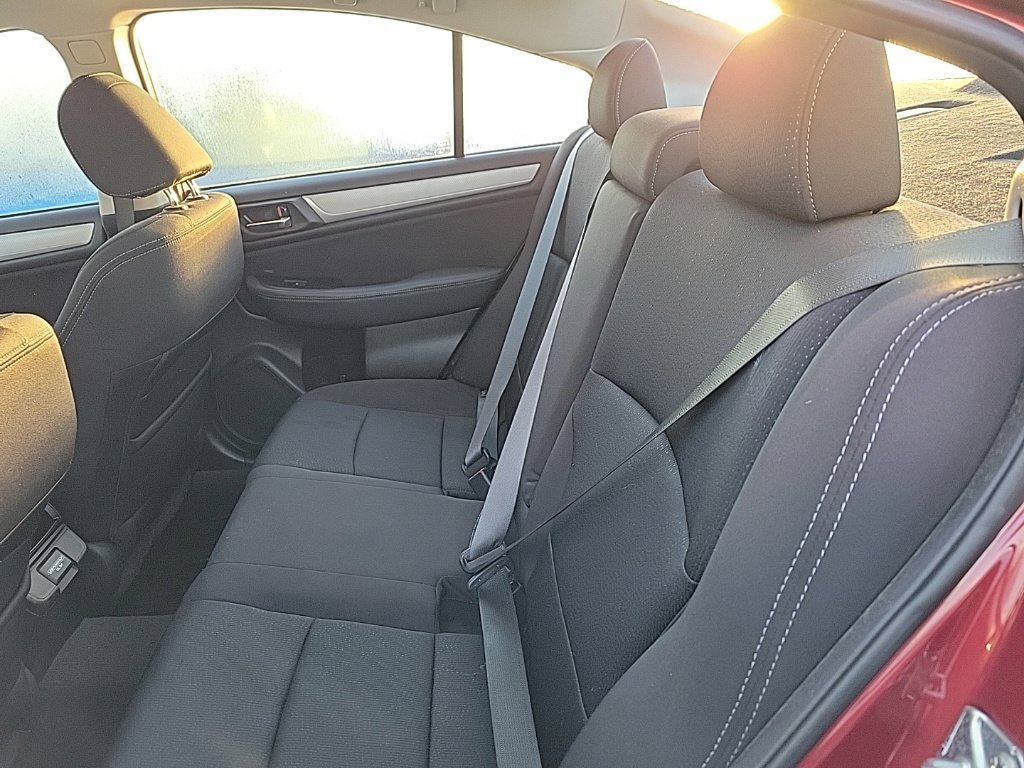 Used 2018 Subaru Legacy 2.5i Premium w/ Moonroof Package AWD/4WD image 12
