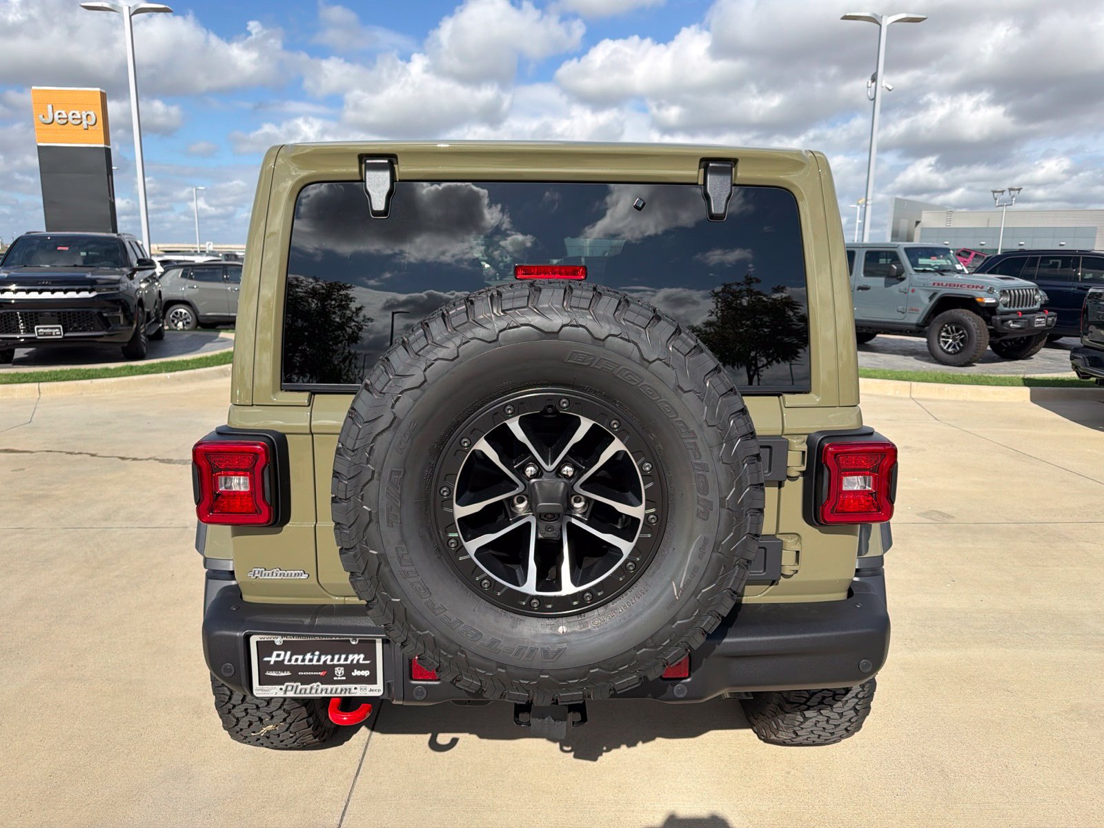 New 2027 Jeep Wrangler Unlimited Rubicon AWD/4WD image 4