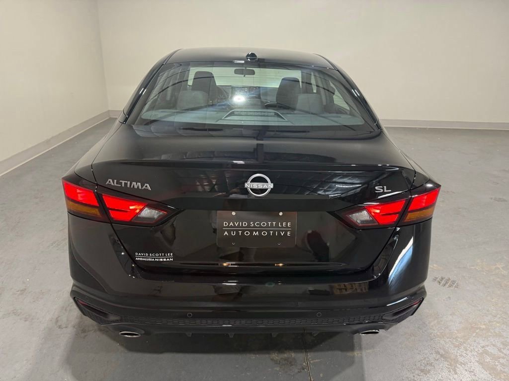 New 2025 Nissan Altima 2.5 SL image 6