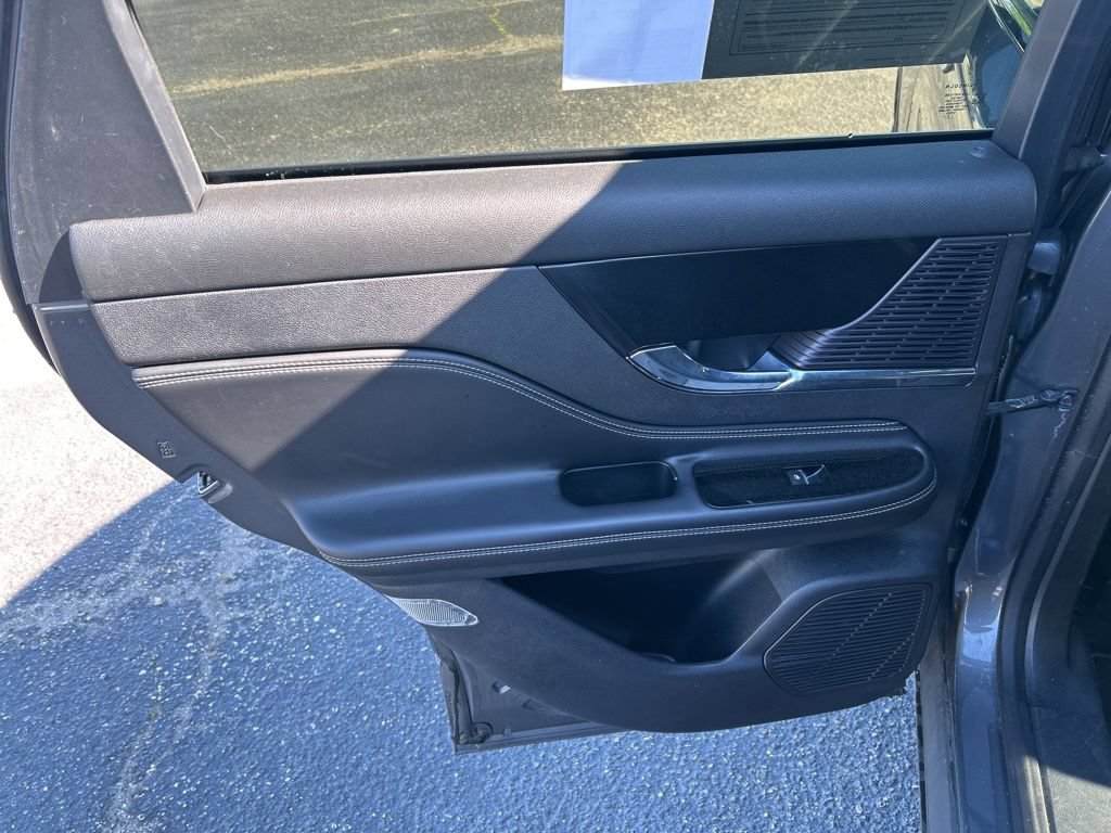 Used 2021 Lincoln Corsair FWD w/ Convenience Package image 21