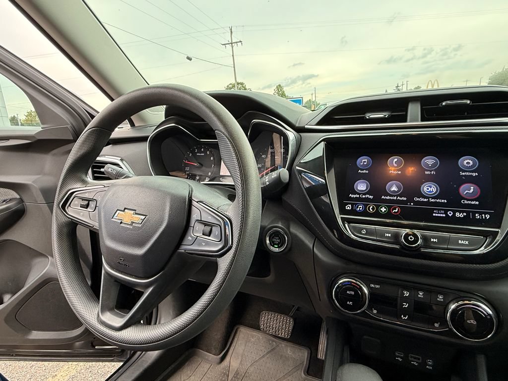 Certified 2023 Chevrolet TrailBlazer LT w/ Convenience Package AWD/4WD image 19