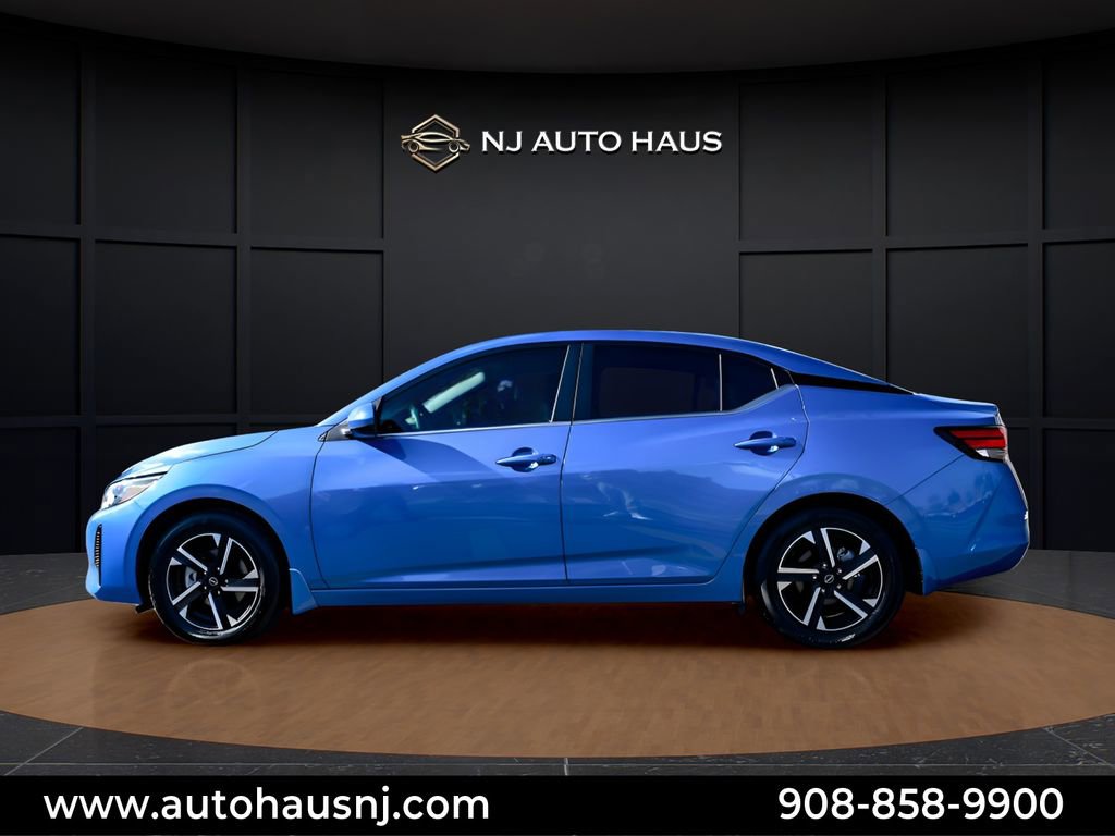 Used 2025 Nissan Sentra SV FWD image 5