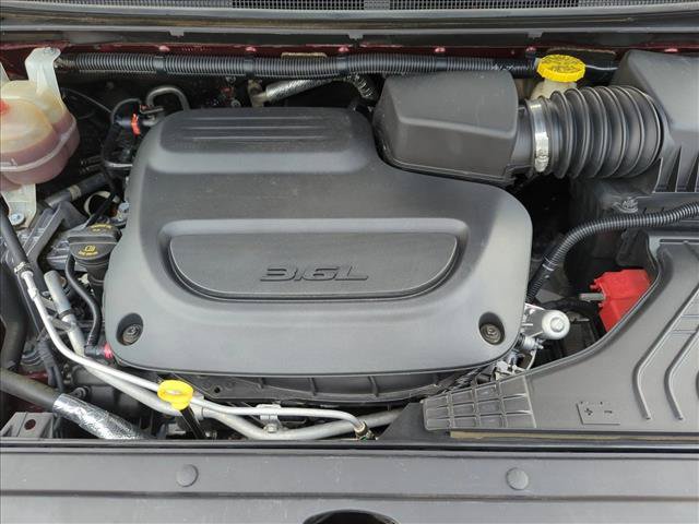 Used 2021 Chrysler Pacifica Touring-L w/ Premium & Safety Sphere Group FWD image 22