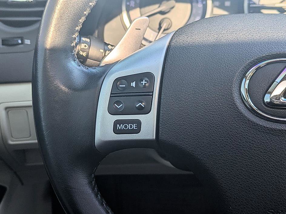 Used 2012 Lexus IS 350 w/ Premium Pkg Value Edition RWD image 16