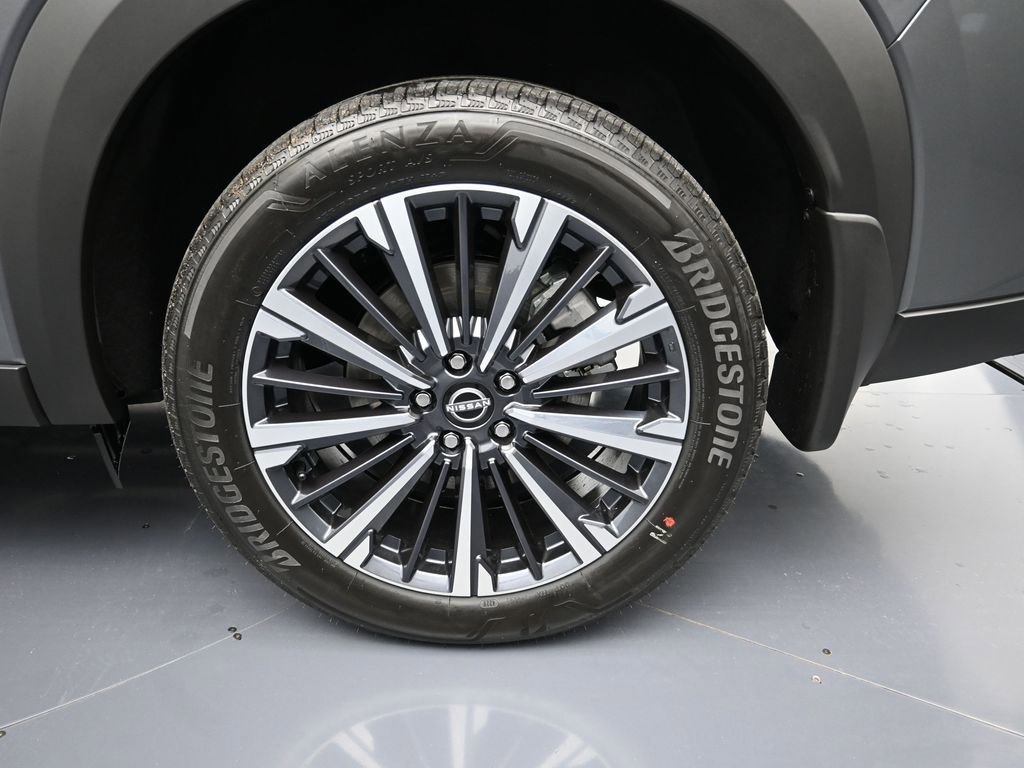 New 2026 Nissan Pathfinder Platinum w/ Cargo Package AWD/4WD image 9