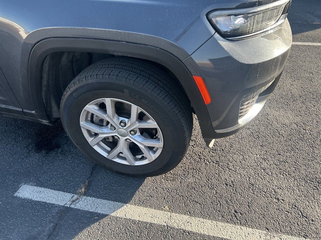 Used 2022 Jeep Grand Cherokee L Limited image 12