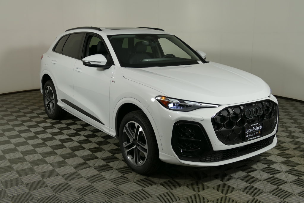 New 2026 Audi Q5 2.0T