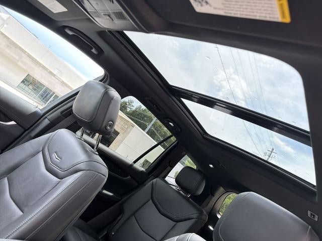 Used 2023 Cadillac XT6 Premium Luxury w/ Technology Package FWD image 37