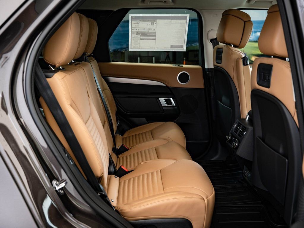 New 2026 Land Rover Discovery Limited Edition image 34