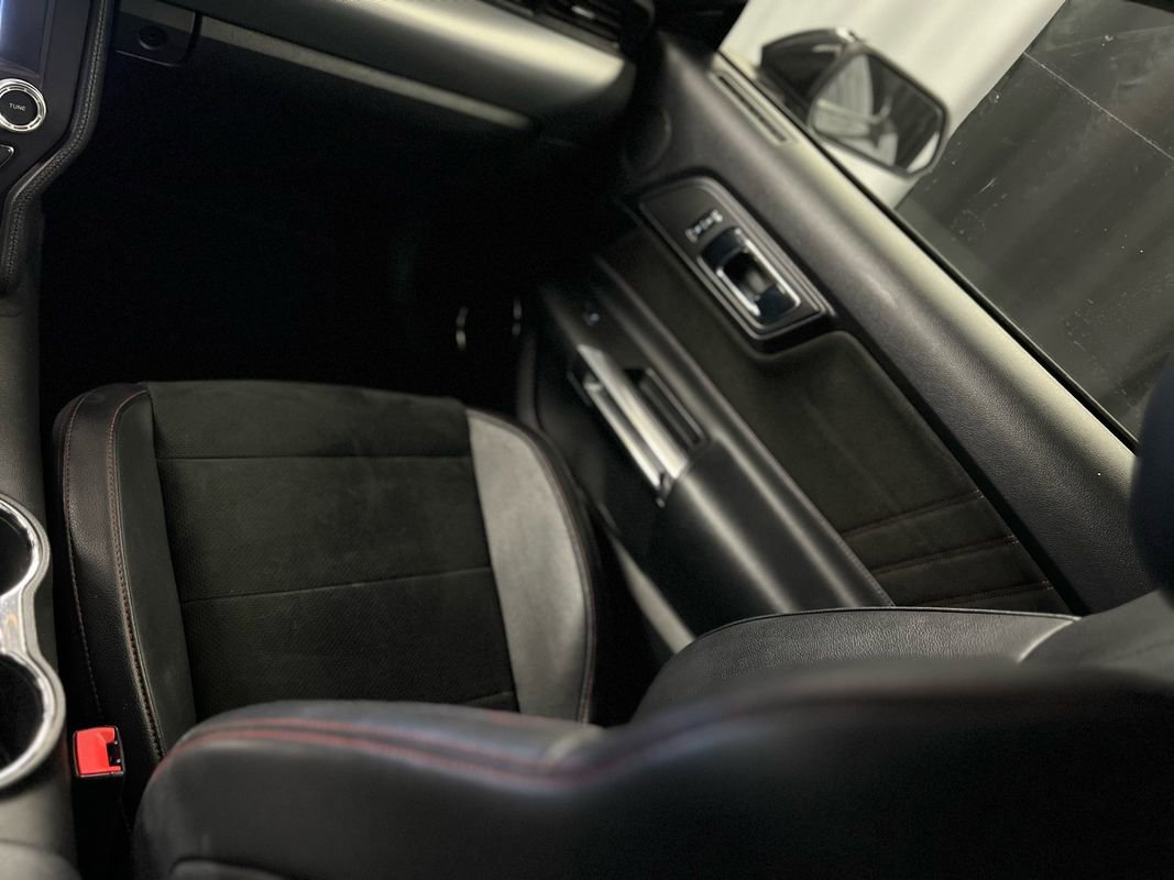 Used 2016 Ford Mustang GT Premium w/ Equipment Group 401A image 19