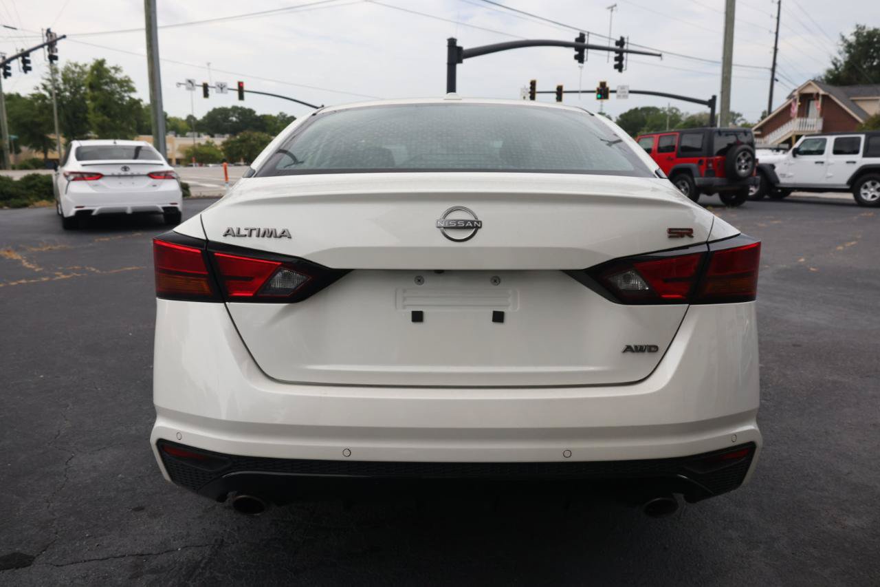 Used 2024 Nissan Altima 2.5 SR w/ SR Premium Package AWD/4WD image 4