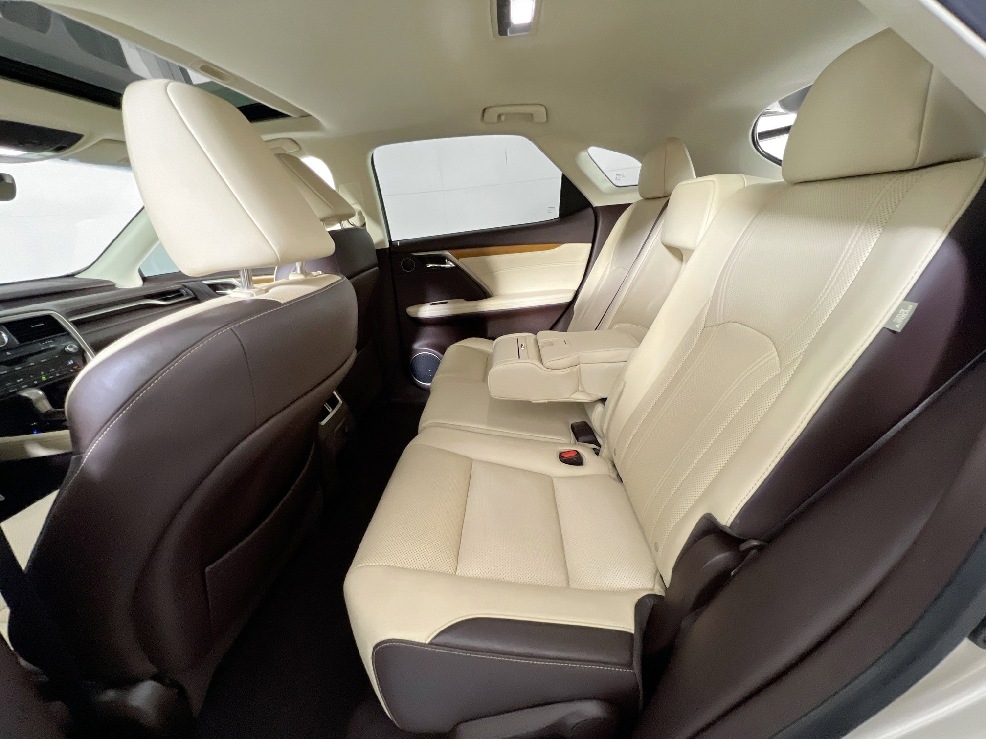 Used 2018 Lexus RX 450h AWD w/ Premium Package image 25