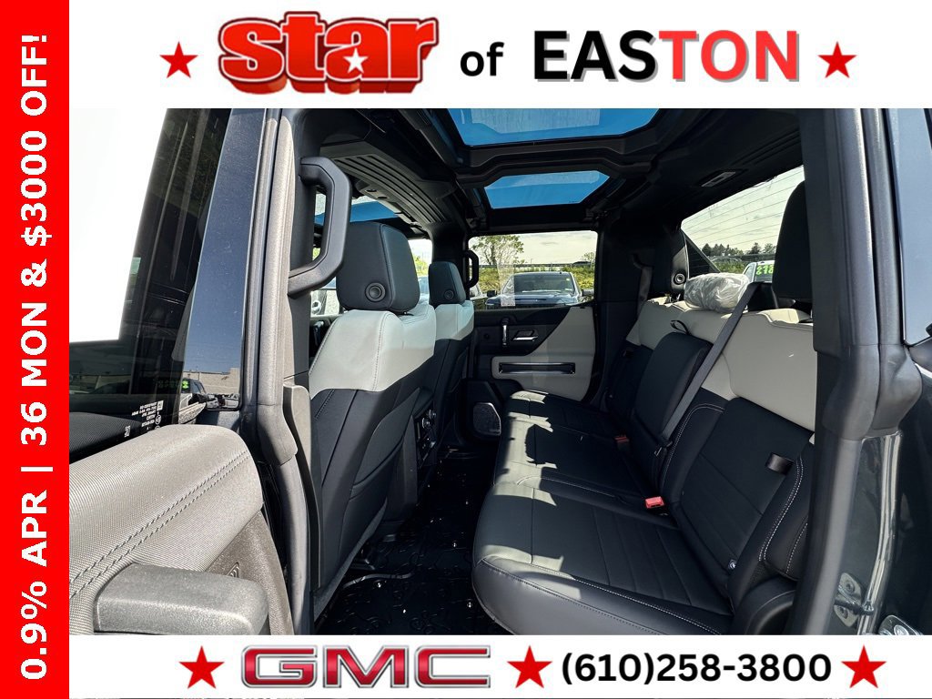 New 2026 GMC Hummer EV 4x4 Crew Cab w/ LPO, Sport Package image 15