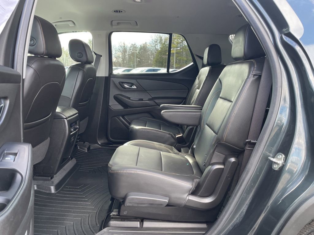 Used 2021 Chevrolet Traverse LT image 31