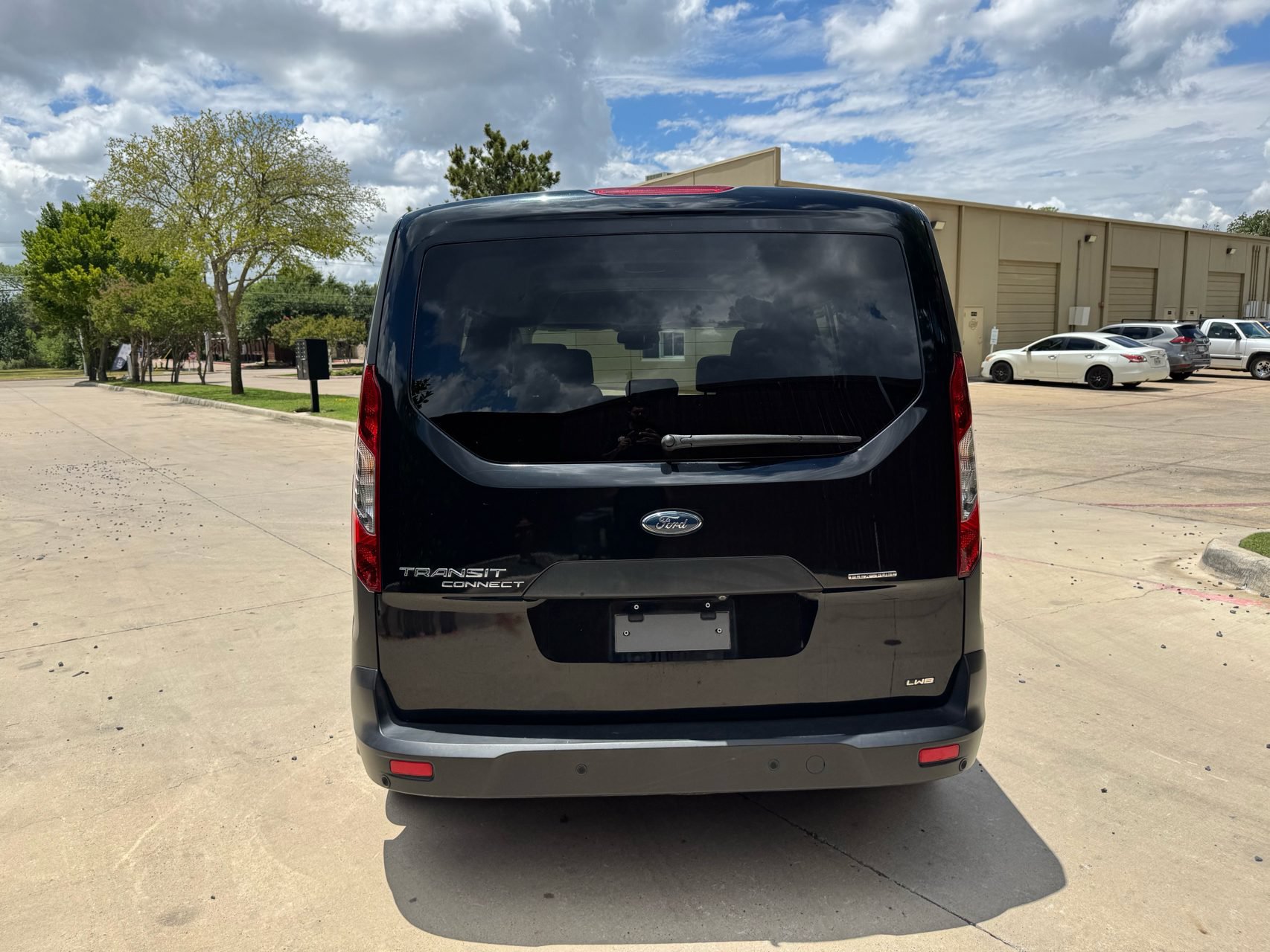 Used 2020 Ford Transit Connect XL FWD image 3