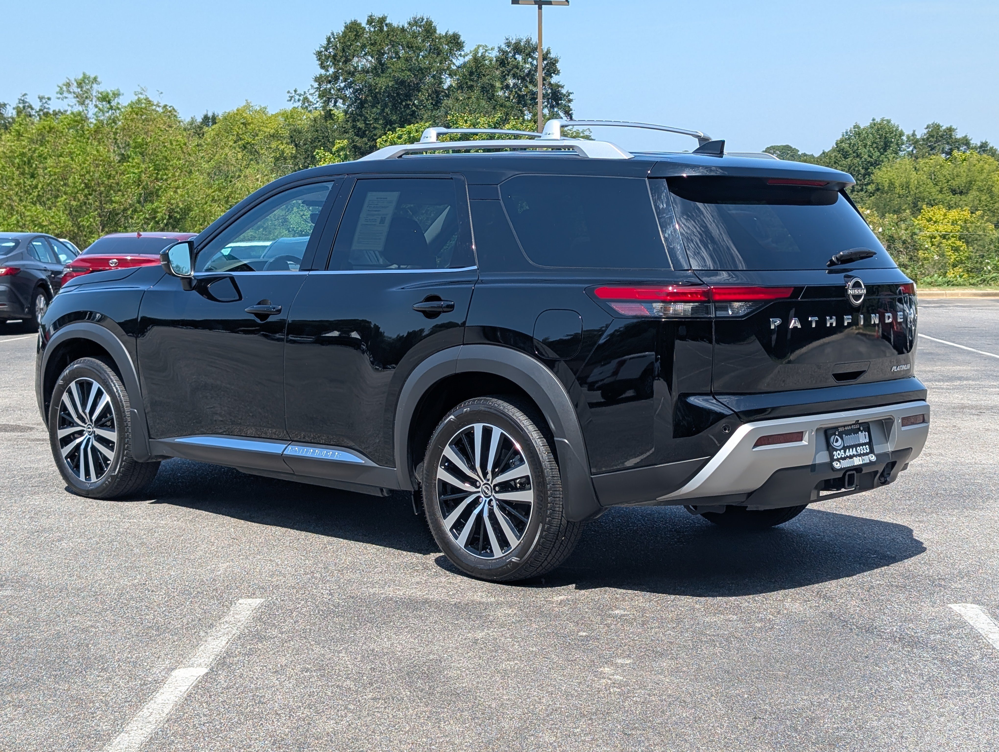 Used 2025 Nissan Pathfinder Platinum w/ Cargo Package FWD image 7